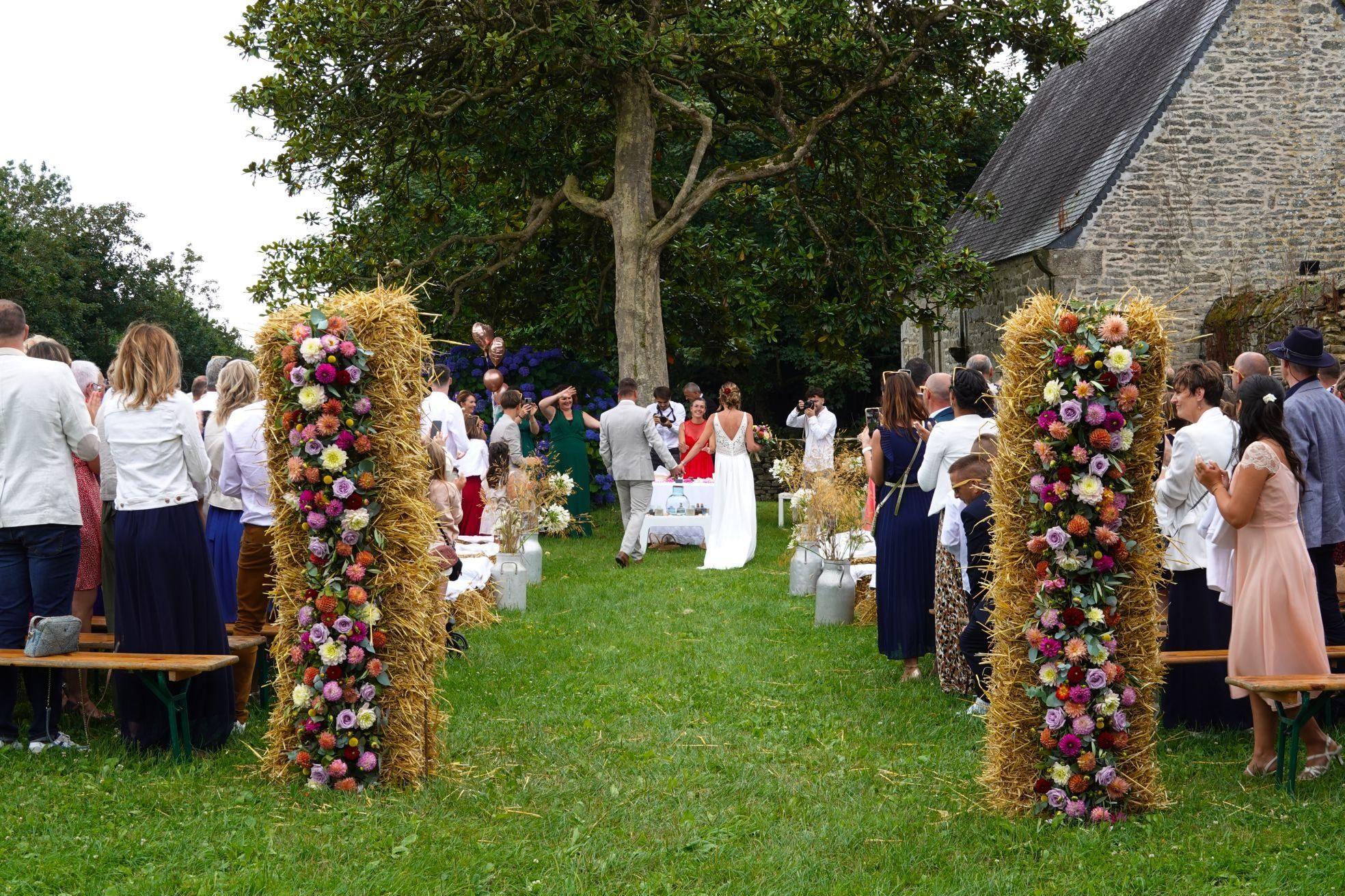 cropped-202-Une-saison-a-Keranflech-Photographies-Julien-de-Lacheze-Murel-28072023.jpg